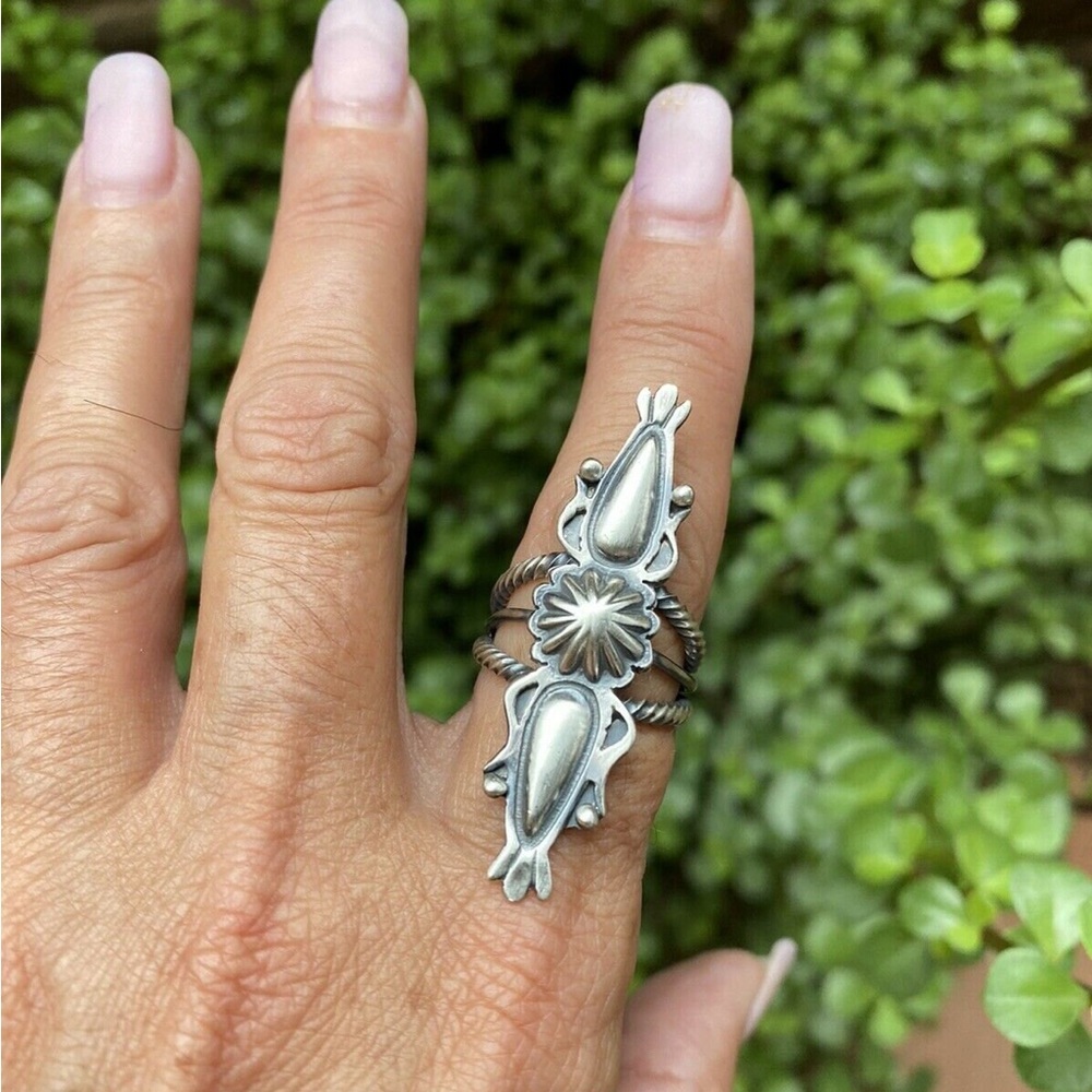 Sterling Silver Vintage-Inspired Floral Double Teardrop Ring - Silver